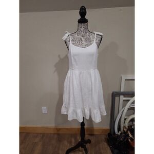 Old Navy Women sz M White mini dress crinkle guaze smocked boho coastal vacation